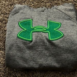 Under Armour Hoodie- gray